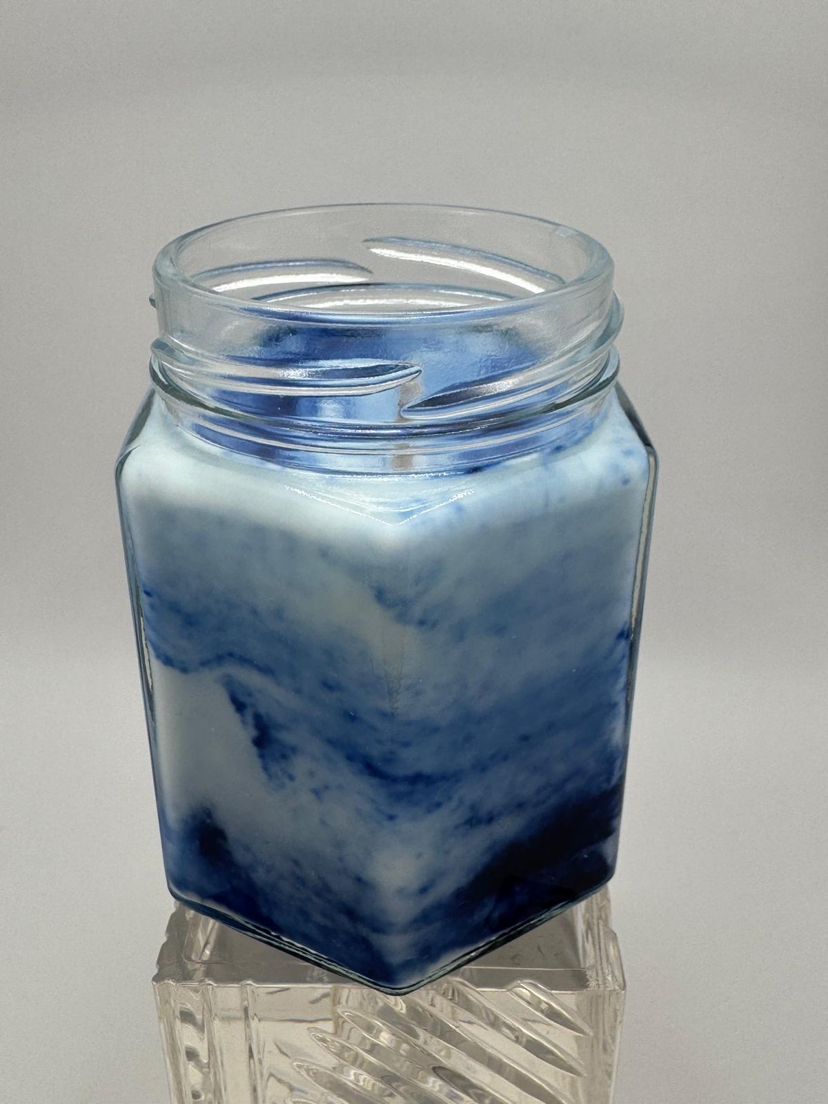 Scented candle - Blue Marble